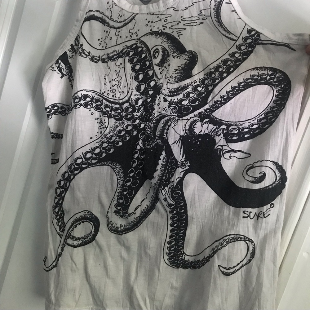 Sure Design Octopus Tank - Picture 3 of 6